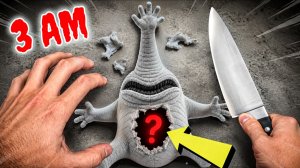 (ЧТО ВНУТРИ?) РАЗРЕЗАЕМ ВСЕ КУКЛЫ МОРСКИХ МОНСТРОВ в 3 ЧАСА НОЧИ!!