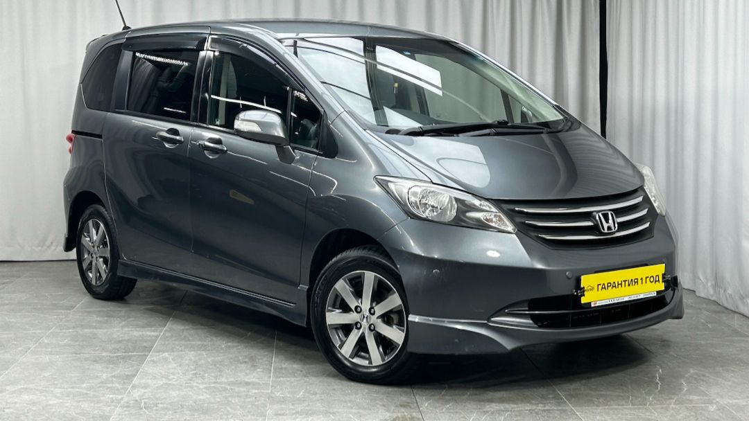 Обзор Honda Freed 2009 года