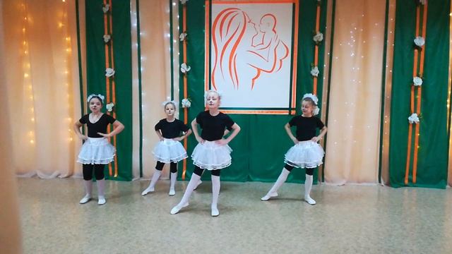 Кошки на крыше