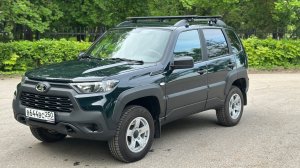Lada Niva Travel