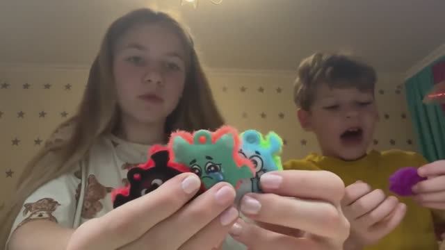 Распаковка монстриксов!👾 смотреть онлайн