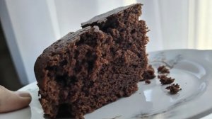 Очень вкусный шоколадный пирог. Всё смешал и поставил в духовку 👍
