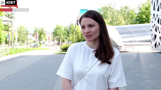 В Комсомольском парке Альметьевска каждую субботу проходят бесплатные кинопоказы