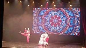 Девушка-красавица и два молодца.17.05.26