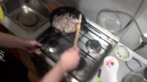 СВОЯ КУХНЯ — Куриная печень в сметане
