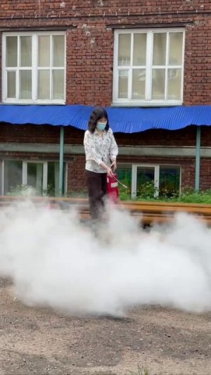В КНИТУ прошло обучение по использованию огнетушителей
