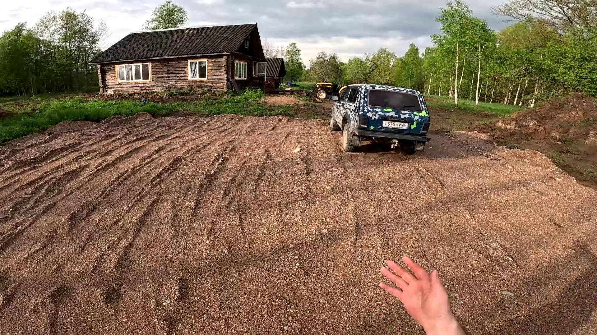 Купил заброшенный дом в деревне ! Потолок разобрал ! Фотоловушку проверил! №71