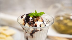 Пломбир с консервированным ананасом