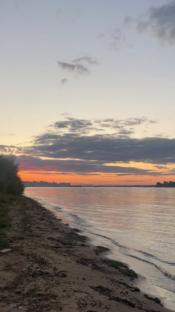 На реке🌅
