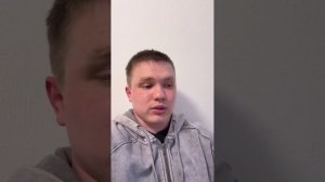 Блогера-работягу, который популяризирует работу на заводах, хотят депортировать из России