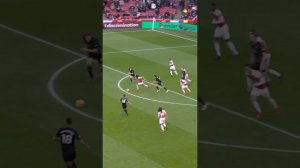 ARSENAL DEFENCE TO ATTACK VS BURNLEY
