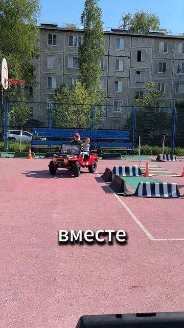 Дети сели за руль в Невском районе Петербурга