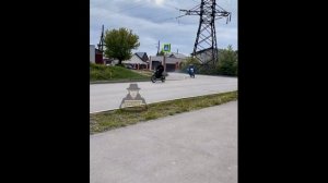 Подростки на эндуро-байках в Барнауле