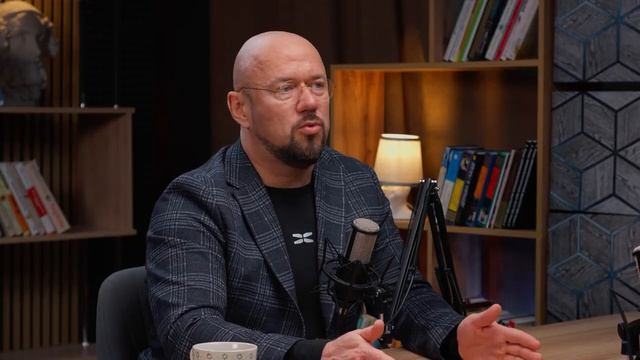 Я молод и хочу денег. Куда идти работать. Сергей Филиппов.