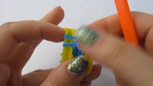 2 урок как плести человека из резинок на рогатке