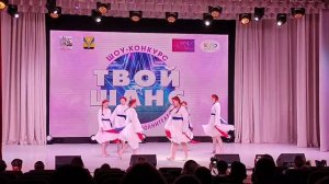 Танец «Белая лебёдушка» ансамбль «Росинка».