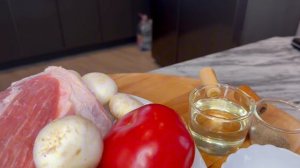 Готовим три праздничных блюда из свинины
