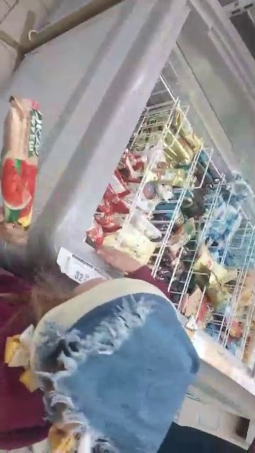 Ева поехала в магазин смотреть онлайн