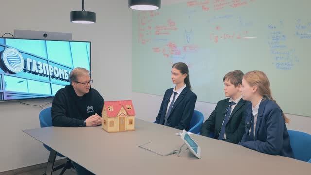 Первый Вице-Президент Газпромбанка о разработке приложений смотреть онлайн