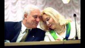 Мошенники обманули экс-премьера Украины на 158 тыс. долларов