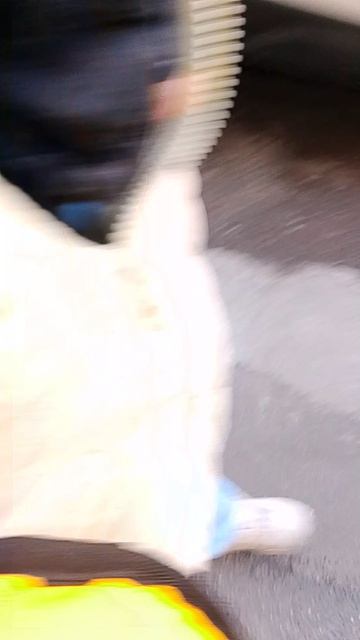 1000003745.mp4