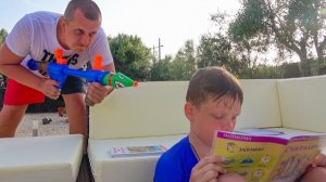 Уроки на Каникулах. Арсений прогулял уроки. Нерф битва. Брос шоу.