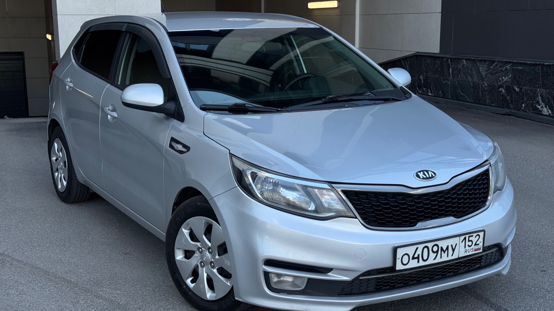 KIA RIO смотреть онлайн