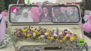طهران .. حفل زفاف جماعي على متن عربات عسكرية في ذكرى «زواج الإمام علي»