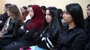 «СВОИ ГЕРОИ»: Рустам Магомедов рассказал студентам КЧГУ о защитниках Отечества