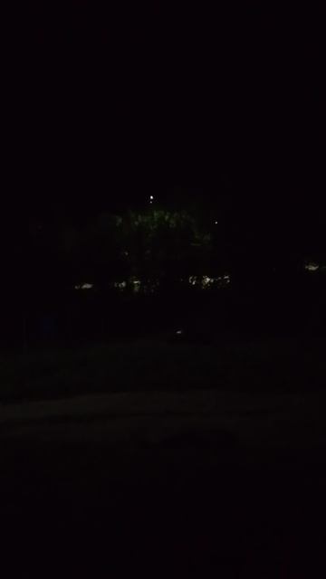 А ты что делаешь ночью?