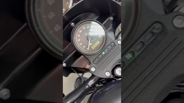 Harley 883, 2016 ABS, черный смотреть онлайн