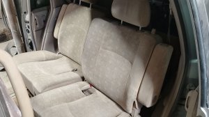 Как снять задний ряд сидений Nissan Liberty