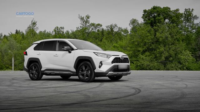 Один автомобиль для города и путешествий - Toyota RAV4 на полном приводе | CARTOGO