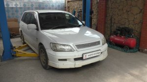 Замена рулевого наконечника и шаровой опоры на Mitsubishi Lancer 9 Мицубиси Лансер 1,8 2001