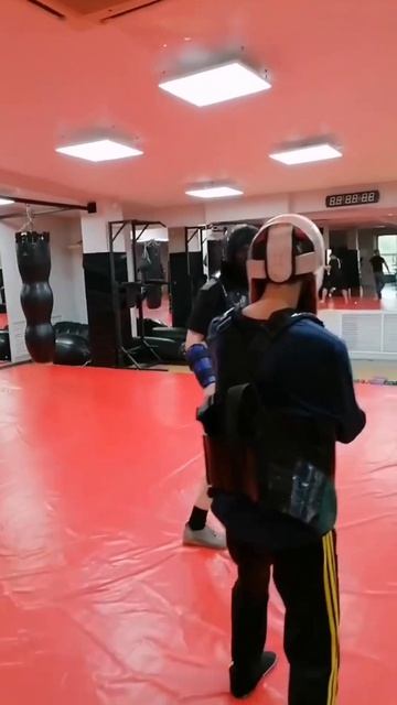 👀Отработка связки через скрестный шаг