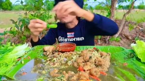 #МУКБАНГ Свинина с острым соусом и свежими овощами! АСМР ЕДА НА КАМЕРУ ОБЖОР ОБЕД