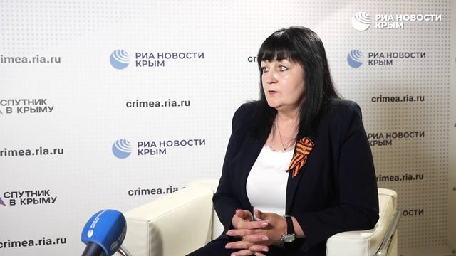 🎓  30 тысяч выпускников крымских школ будут сдавать госэкзамены в этом году.