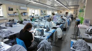 Продажи снизились, преодолеть можно
