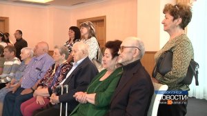 Золотые, изумрудные и бриллиантовые