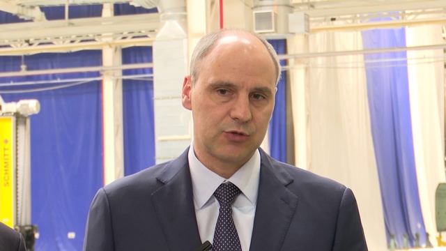 2026_05_19_Паслер посетил завод Уральские локомотивы