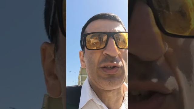 Почти 15 лет назад быстро и без очередей мне поставили инплант в моей ведомственной поликлинике.