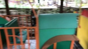 Алиса катается На Тракторе в Детском Парке