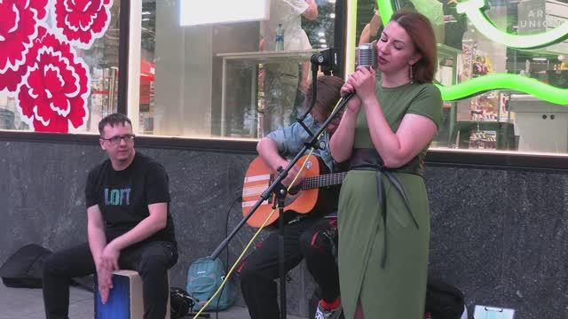 July - Небо Лондона