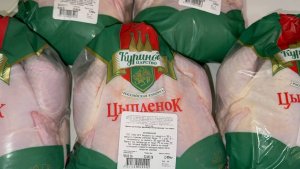 Разделываю курочек на несколько блюд.