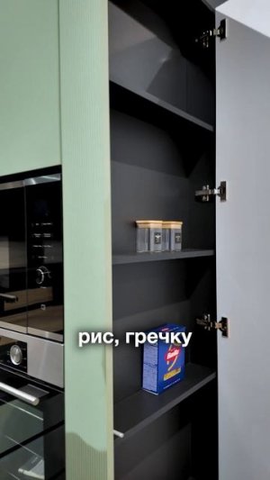 Эта фальш-панель на кухне не просто так