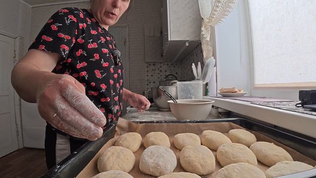 ЖЕНЩИНА Я ХОЗЯЙСТВЕННАЯ, МНОГО СЕГОДНЯ ПОДЕЛАЛА. НАЧАЛИ ДЕЛАТЬ НОВЫЙ ЗАБОР