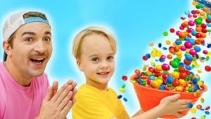Влад и Никки семья Дядей и автомат со сладостями