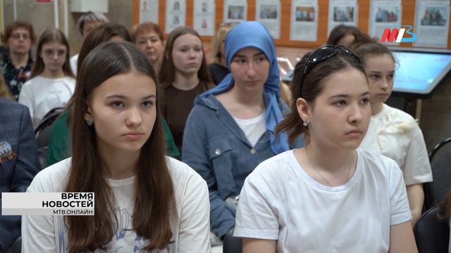 В Центре документации новейшей истории проводят просветительские занятия «Лаборатория юного архивист