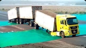 Автомобили против глубокой воды и быстрой реки: Безумный челлендж в BeamNG Drive (ДЛИННОЕ ВИДЕО)