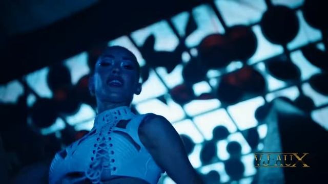 DJ Cummerbund - My Hips Aren't Alright.webm смотреть онлайн